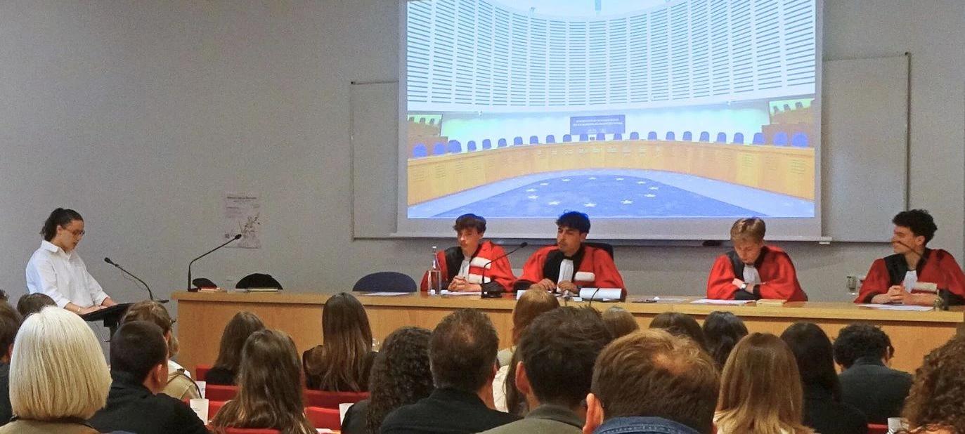 Photo Procès pour demain mai 2025